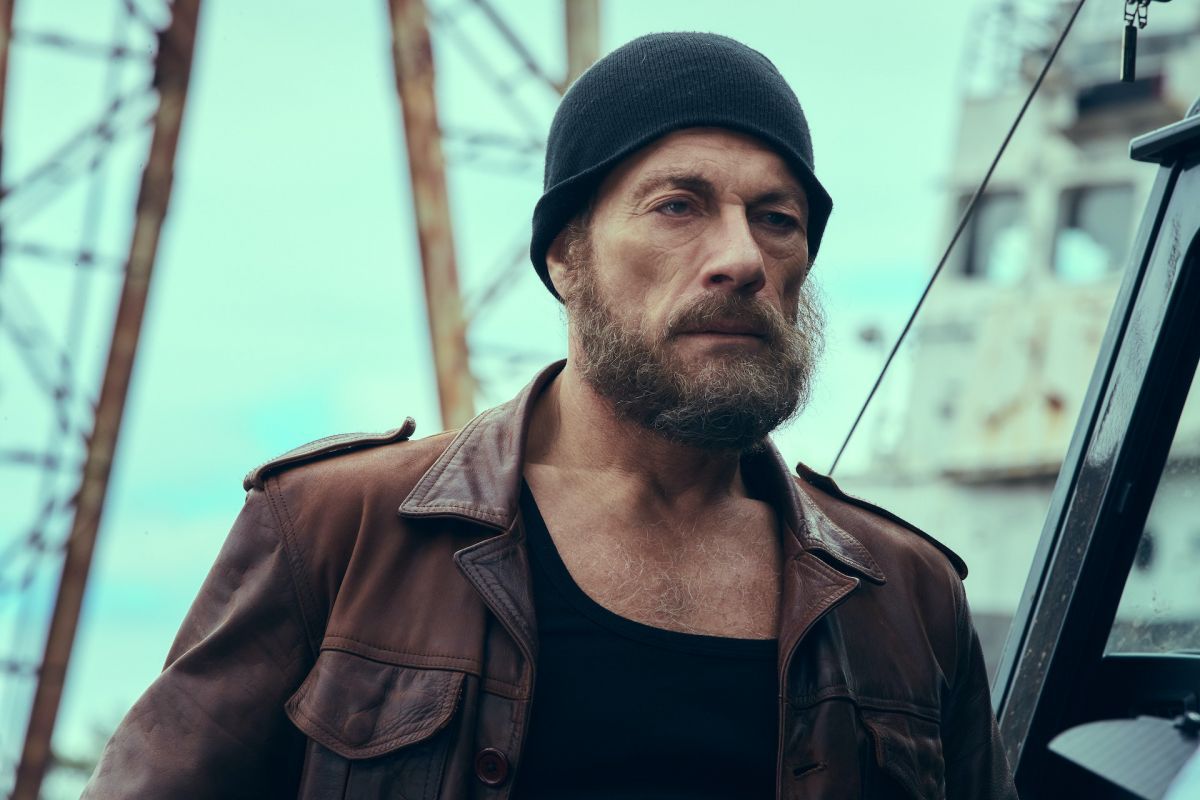 Crítica de “El último mercenario”, otra auto-parodia de Jean Claude Van Damme