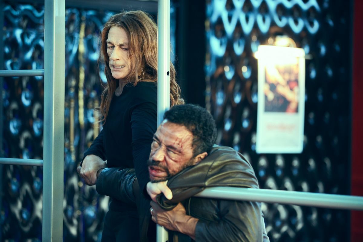 Crítica de “El último mercenario”, otra auto-parodia de Jean Claude Van Damme