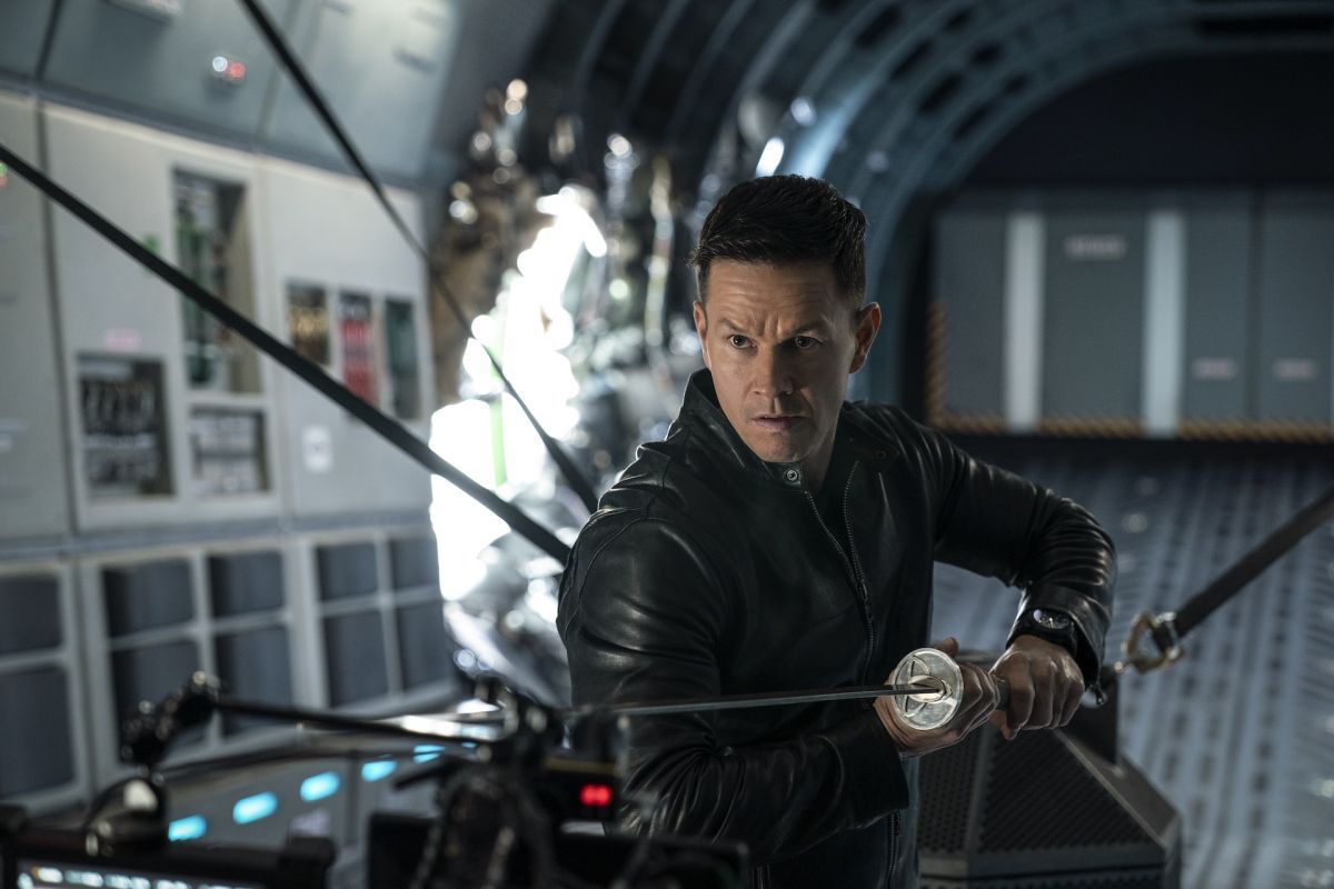 Crítica de “Infinito”: Antoine Fuqua dirige a Mark Wahlberg en una superproducción sin emociones