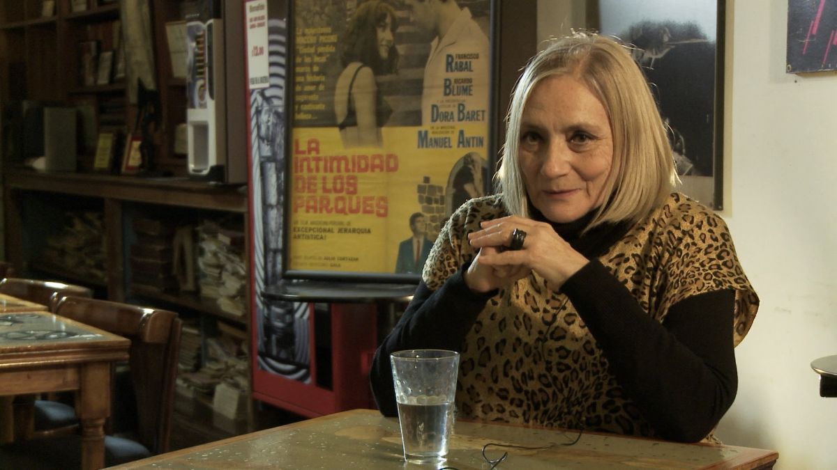 Crítica de "Cortázar y Antin: Cartas iluminadas", un encuentro epistolar de  Cinthia Rajschmir