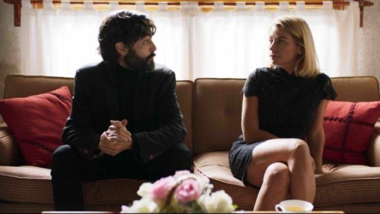 Crítica de "Amores modernos", Matías Meyer y una película que de moderna no tiene nada