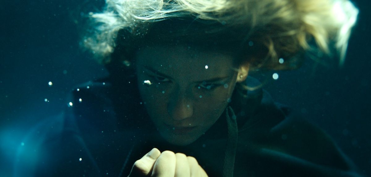 Crítica de la distópica  "Invasión: El fin de los tiempos"