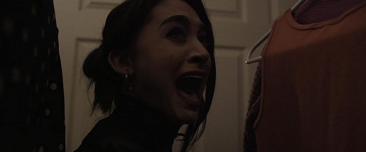 Crítica de la fallida “Presencias Inexplicables”, terror sin explicación