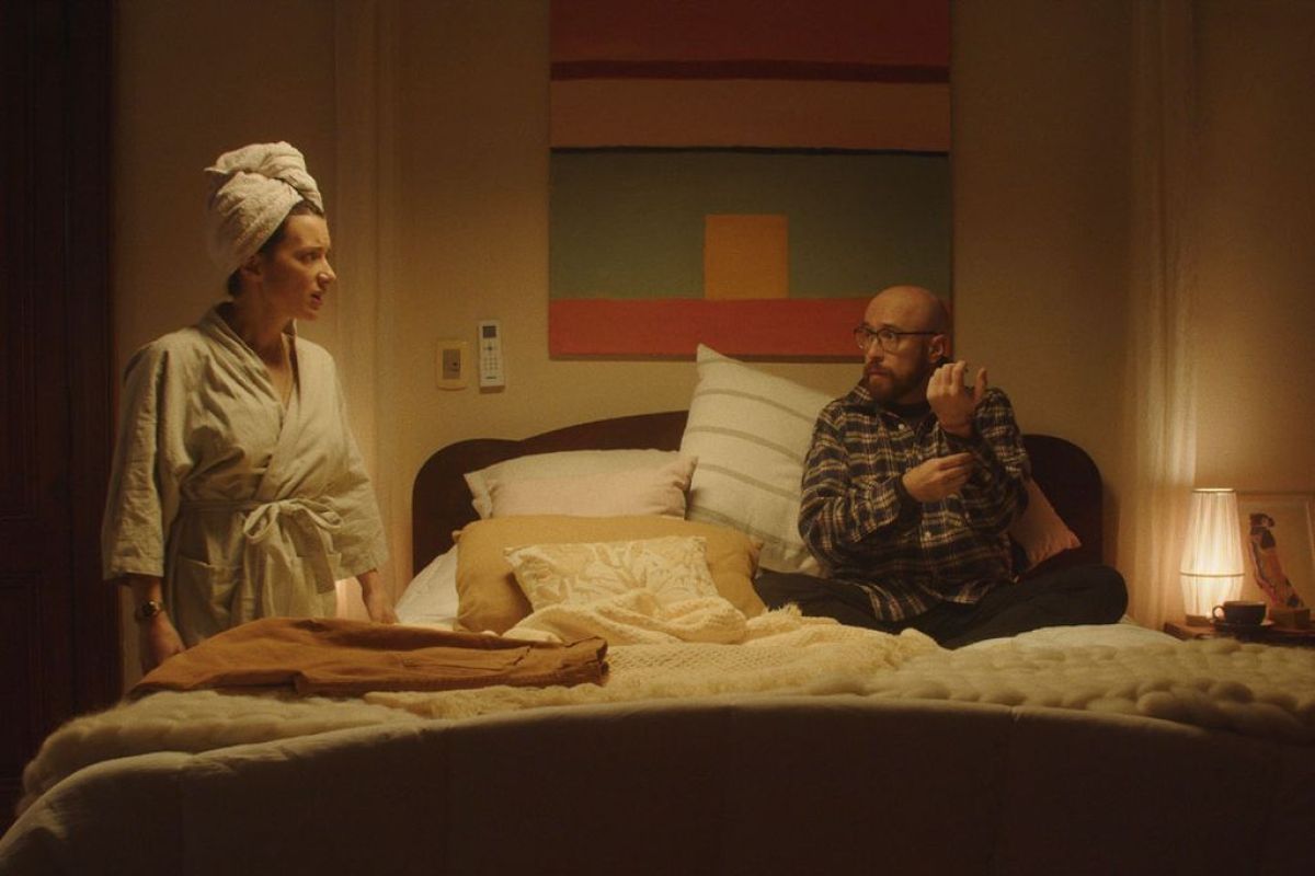 Crítica de “Finde” la pesadilla de Malena Pichot y Julián Lucero en el campo