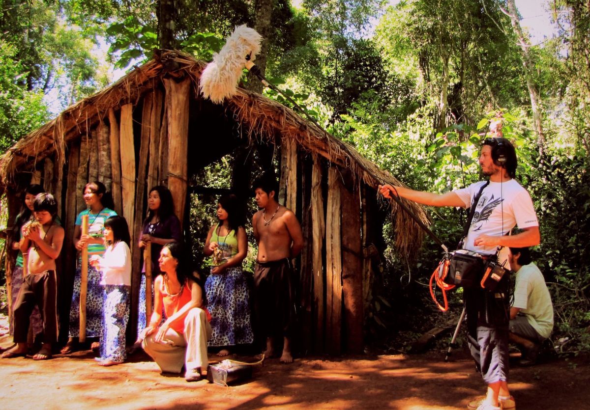 Mana García filma la música de Tonolec junto a los cantos de las comunidades mbya guaraní