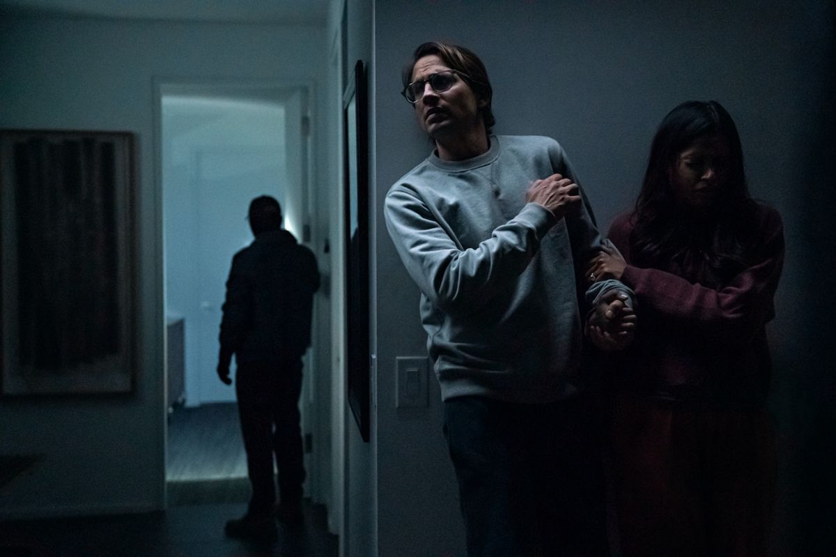 Crítica de “Intrusión”, entretenido y convencional thriller psicológico con Freida Pinto