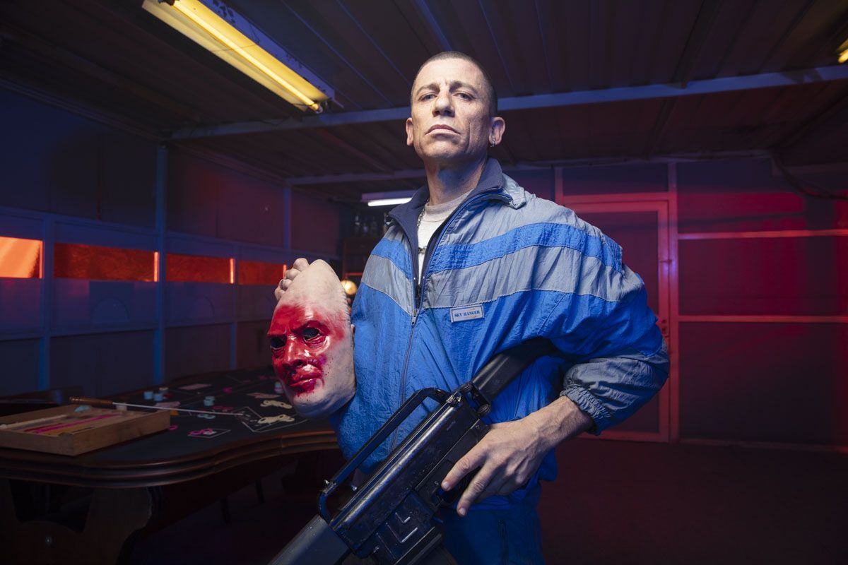 Crítica de “Entre hombres”, la ultra violenta miniserie de Pablo Fendrik