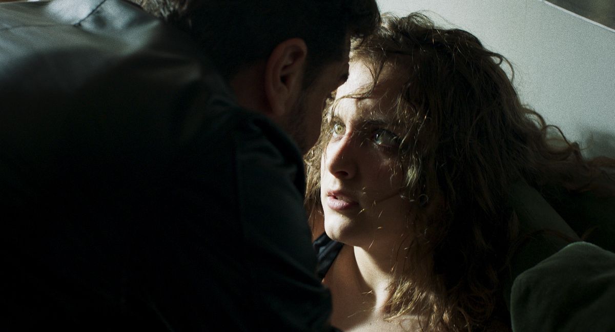 Crítica de "Errante corazón" con un impresionante Leonardo Sbaraglia en el "tour de force" emocional de un hombre gay