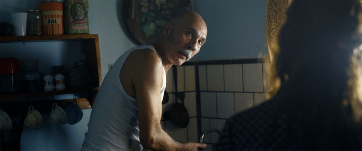 Crítica de "La casa de los conejos", fallida transposición de la novela de Laura Alcoba