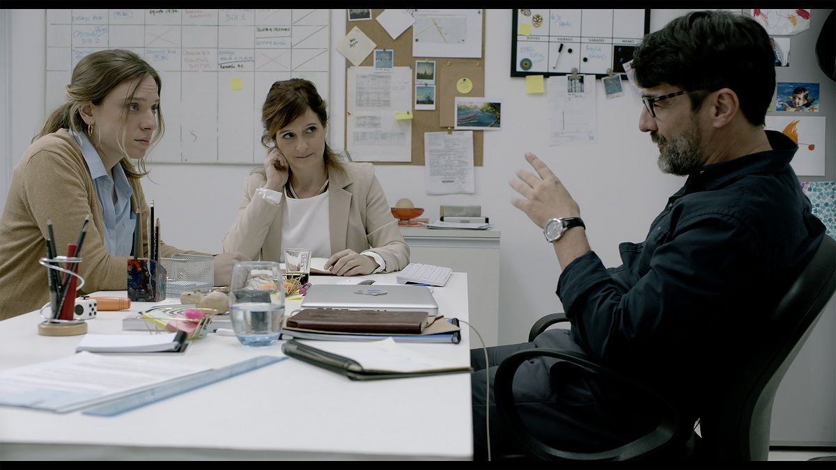 Crítica de "36 horas" o la crónica del agobio por Néstor Mazzini