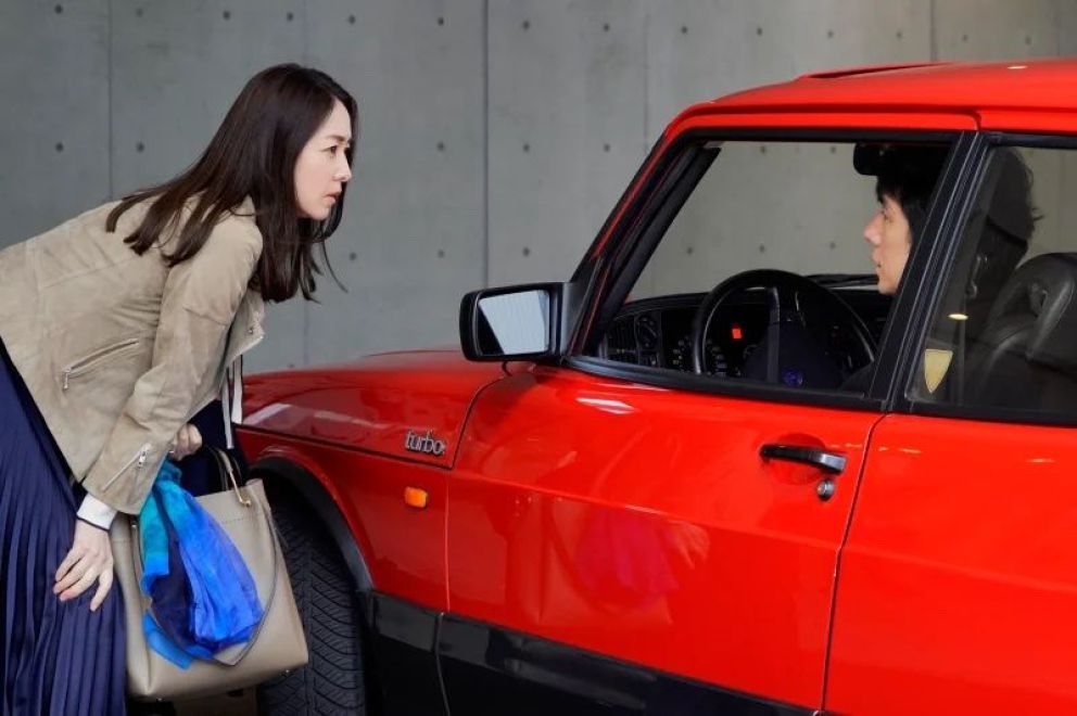 Crítica de “Drive my car”, el melancólico film de Ryûsuke Hamaguchi basado en el cuento de Haruki Murakami