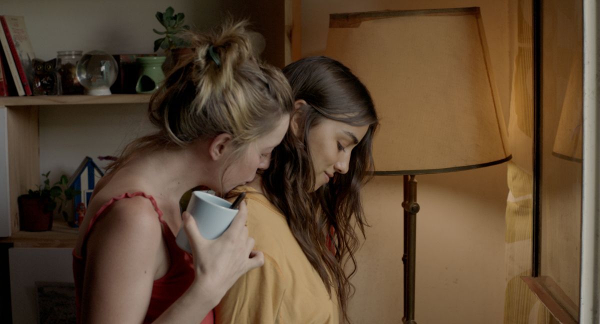 Crítica de “Ese fin de semana” el viaje al pasado de Mara Pescio con la cantante Miss Bolivia