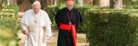 Crítica de “Los dos Papas”, Benedicto y Francisco en la comedia de la religión