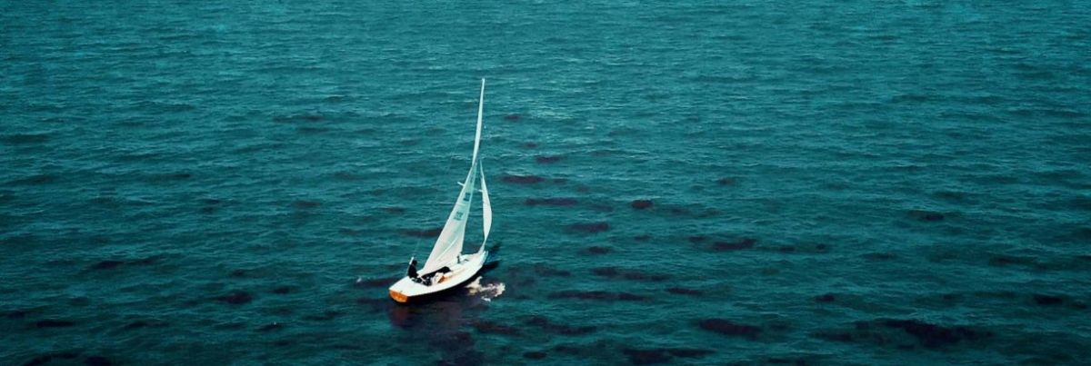 Crítica de "El navegante solitario", la épica olvidada de Vito Dumas