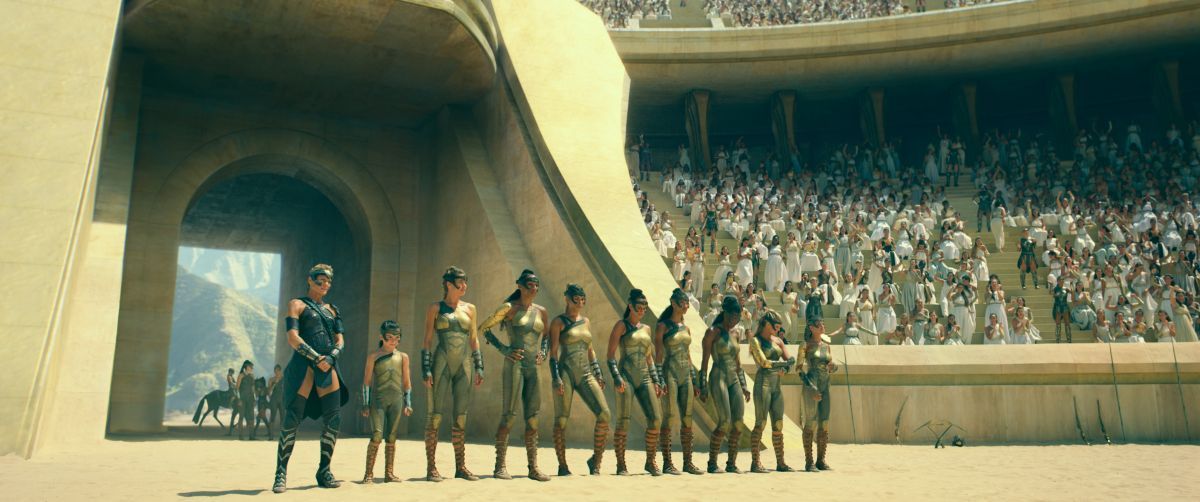 Crítica de "Mujer maravilla 1984", una película hipócrita con Gal Gadot 