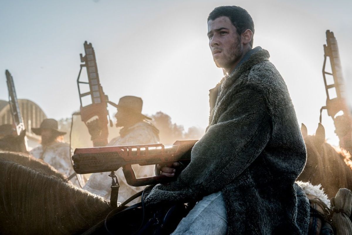 Crítica de “Caos: El inicio”, una propuesta que colisiona con sus propias premisas