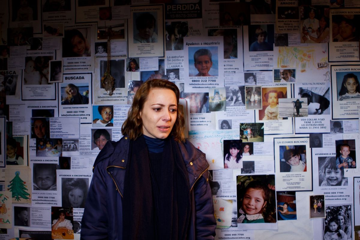 Paula Carruega  busca desesperadamente a su hijo en “Ojos de Arena”