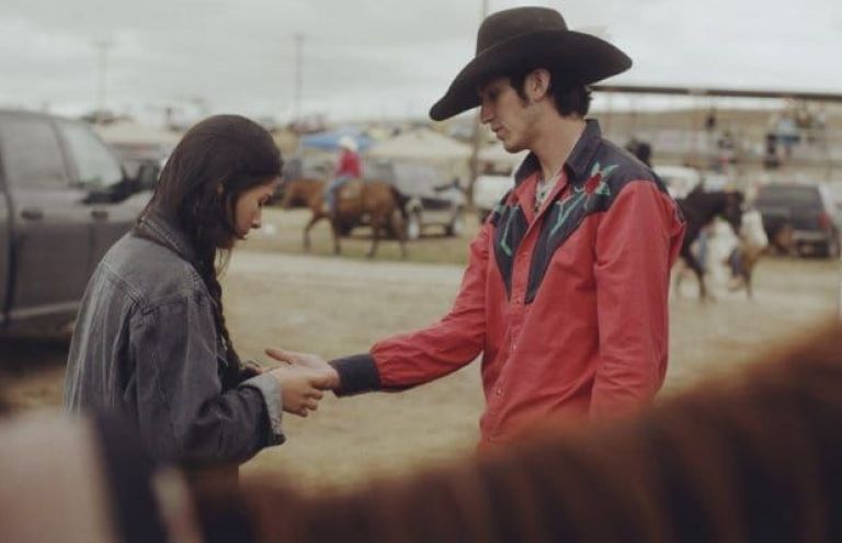 Crítica de “Songs My Brothers Taught Me", ópera prima de la realizadora de “Nomadland”