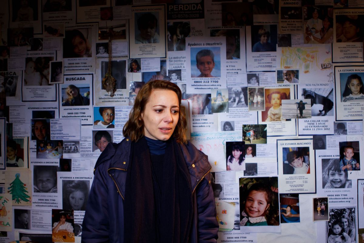 Crítica de “Ojos de arena”, film que denuncia el entramado detrás de la desaparición de niños