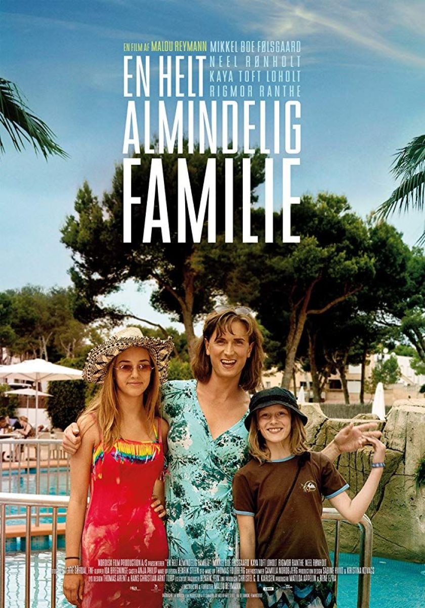 Crítica de “Una familia perfectamente normal”, una comedia sobre la transición de género de un padre de familia