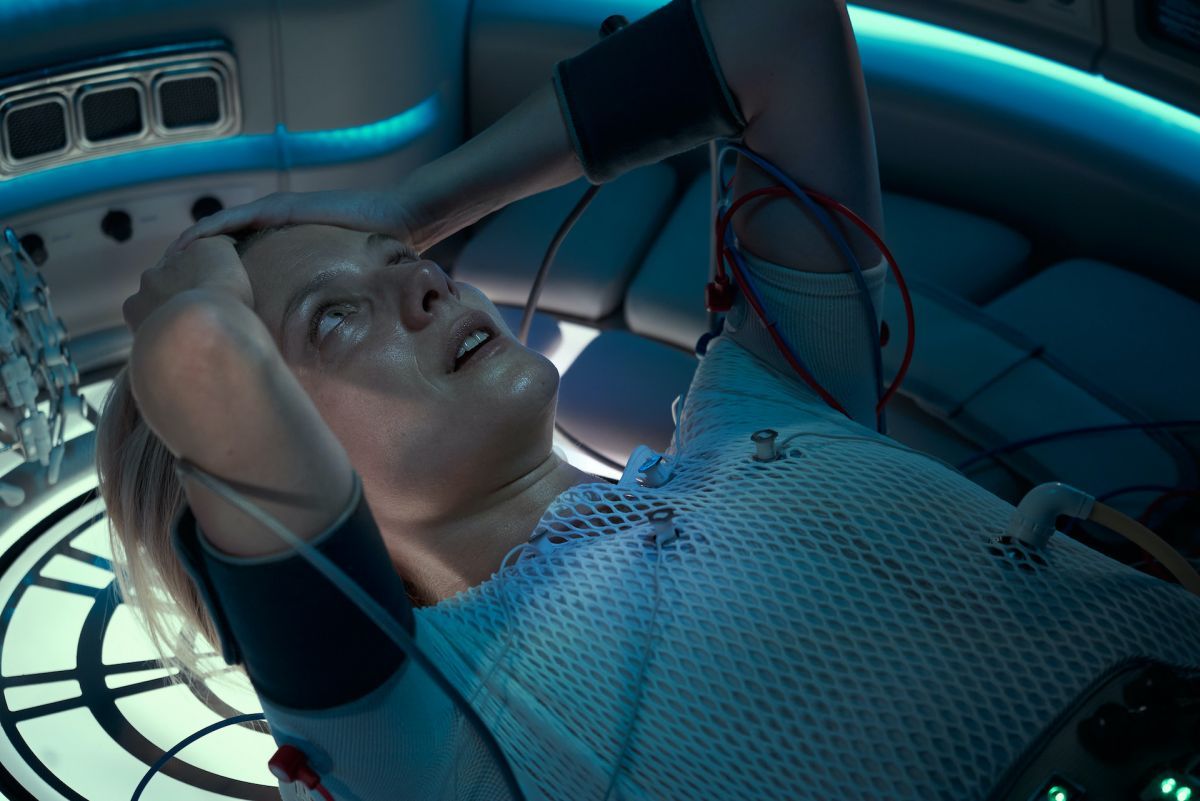 Crítica de “Oxígeno”, la asfixiante película de Alexandre Aja para Netflix