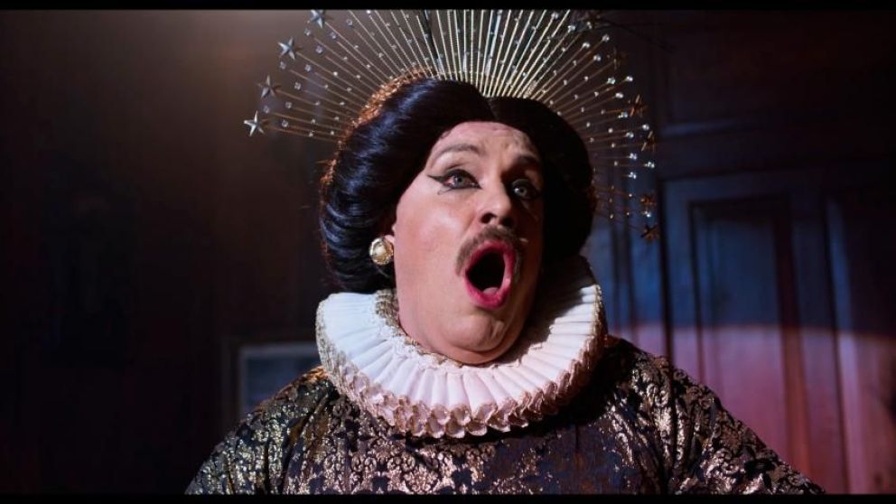 Crítica de "El baile de los 41" y la homofobia mexicana a flor de piel