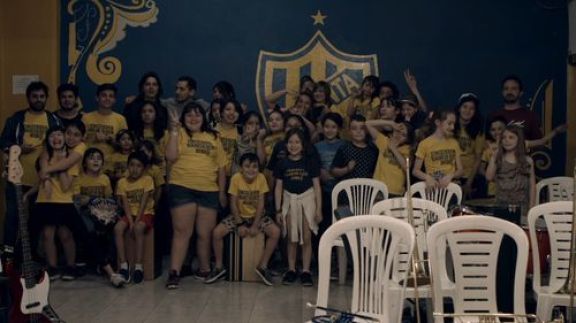 Crítica de “Pibas del viento”, documental musical de Liv Zaretzky