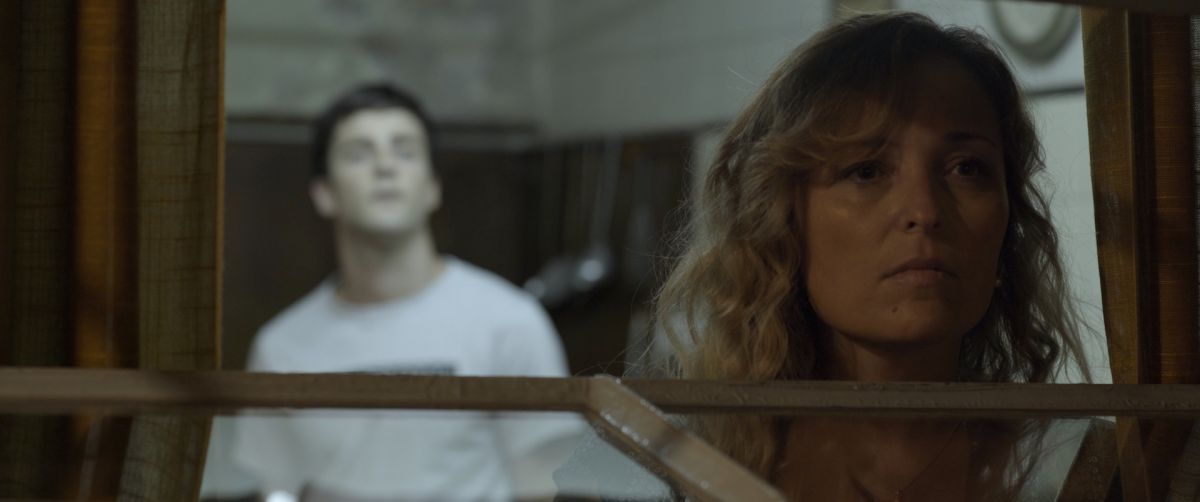 Crítica de “Convaleciente”, de Matías De Leis Correa, problemas familiares