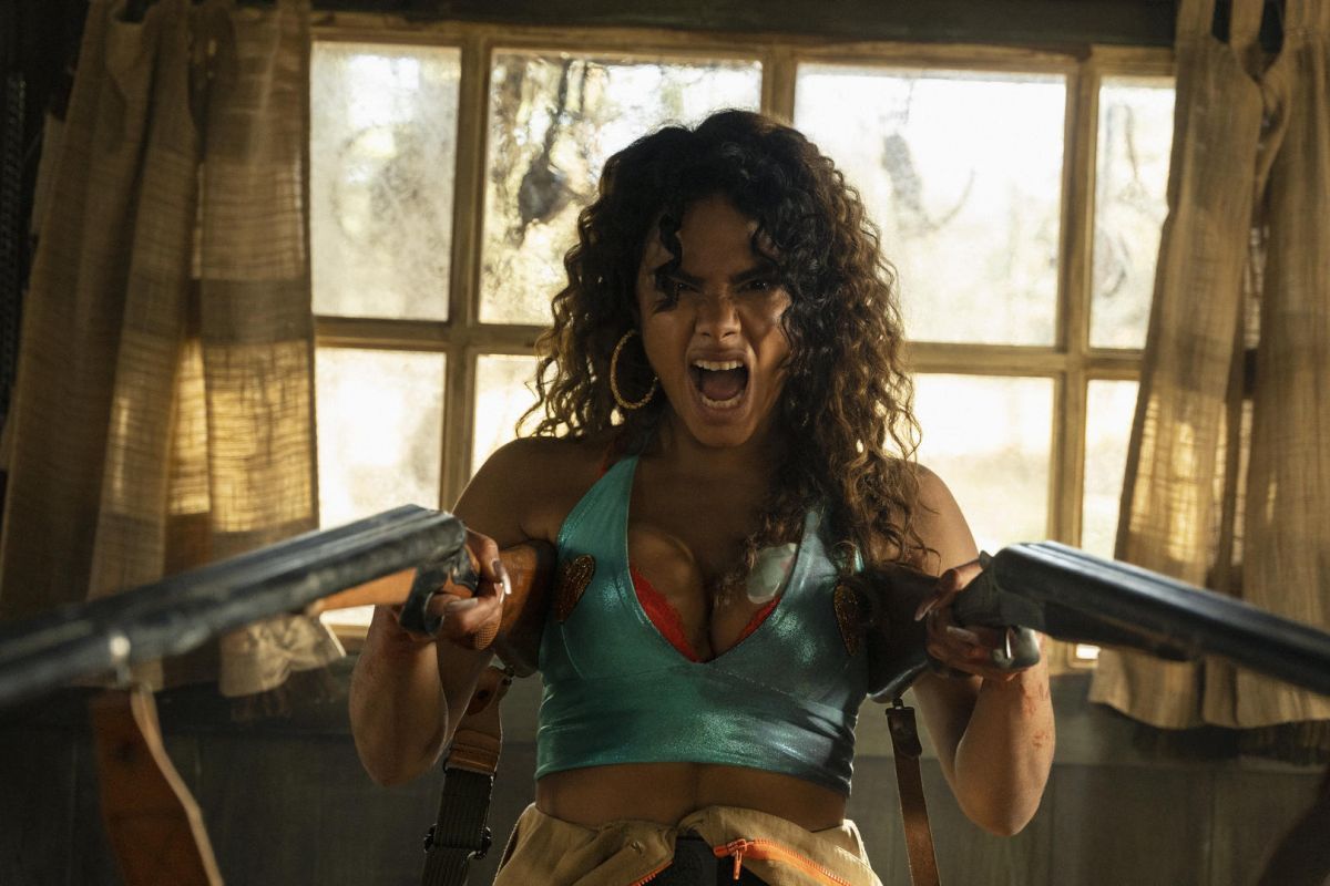 Netflix revela el trailer oficial de la segunda entrega de "Sky Rojo"