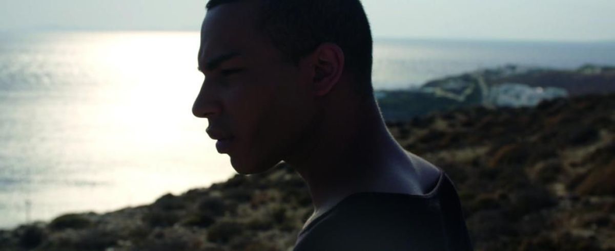Crítica "Olivier Rousteing, el huérfano prodigio", el joven diseñador que buscaba su identidad